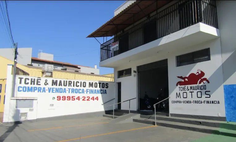 Fachada da loja Veículos à venda em TCHE & MAURICIO MOTOS LTDA - Leme - SP