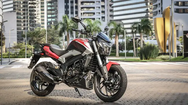 Moto Bajaj Dominar 250 2025 250