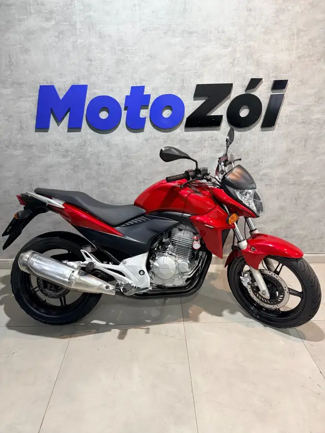 Moto Honda CB 300R 2013 Standard