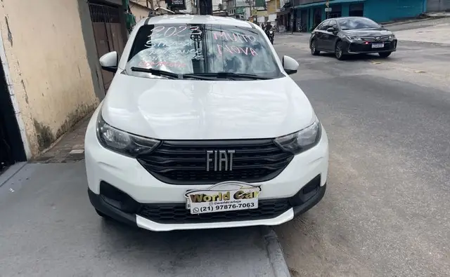 Carro Fiat Strada 2023 Endurance 1.4 Cabine Plus (Flex)