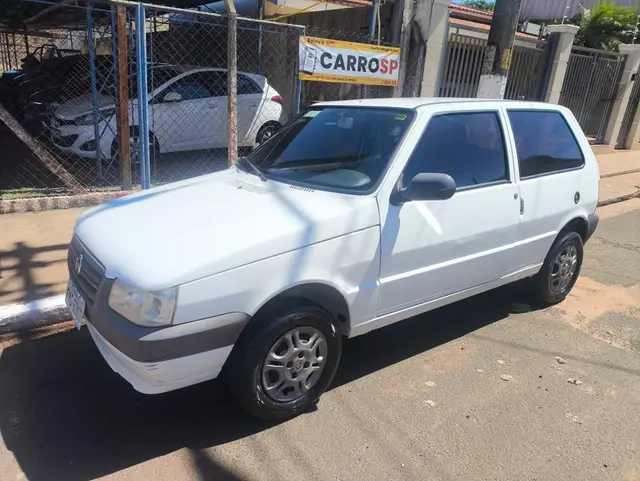Carro Fiat Uno 2013 Vivace 1.0 8V (Flex) 2p