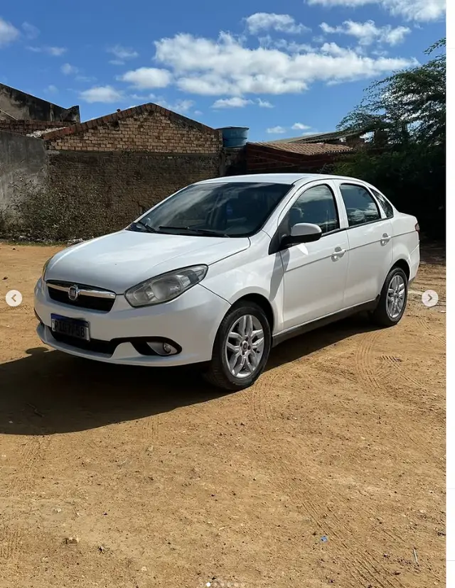 Carro Fiat Siena 2015 EL 1.0 8V (Flex)