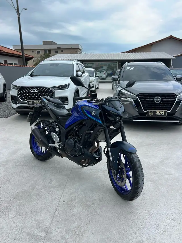 Moto Yamaha MT-03 2023 ABS