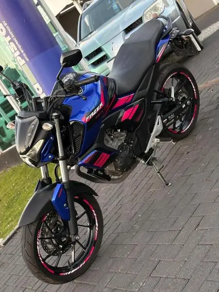 Moto Yamaha Fazer FZ15 2024 ABS