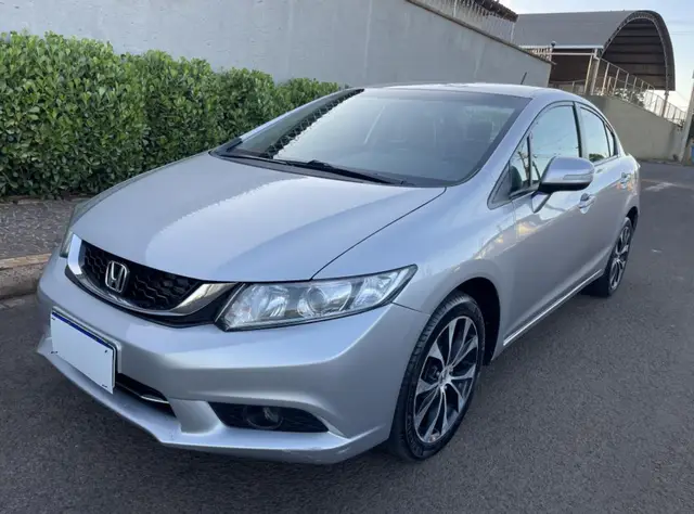 Carro Honda Civic 2015 LXR 2.0 i-VTEC (Aut) (Flex)