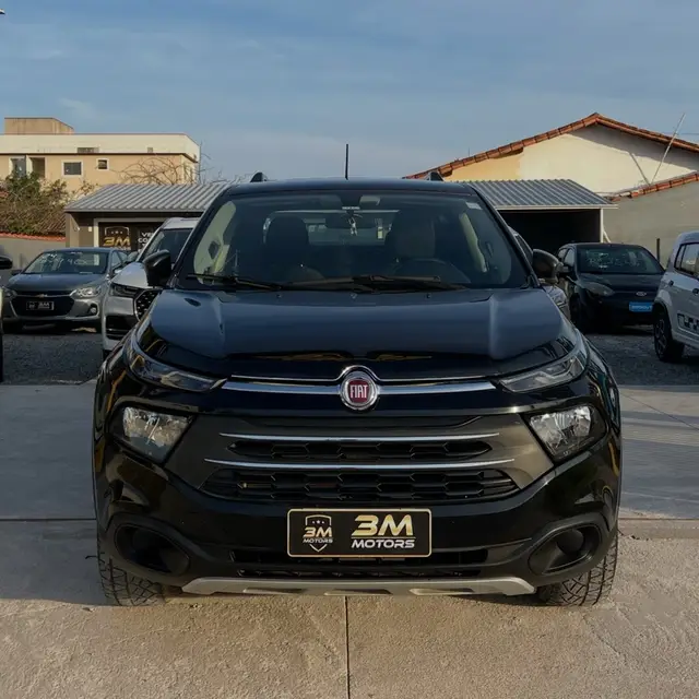 Carro Fiat Toro 2018 Freedom 2.0 diesel MT6 4x2