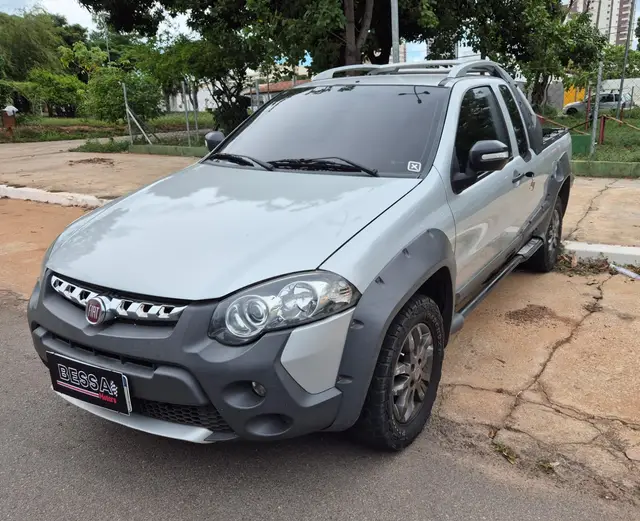 Carro Fiat Strada 2013 Adventure 1.8 16V (Flex) (Cabine Estendida)