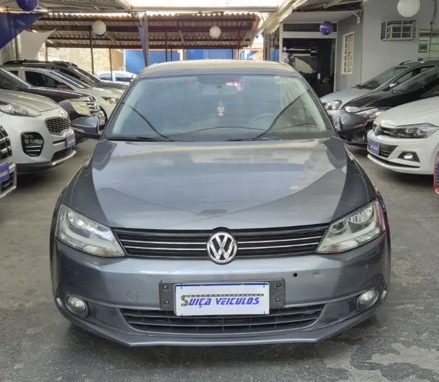 Carro Volkswagen Jetta 2013 2.0 Comfortline (Flex)