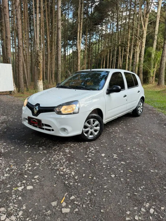 Carro Renault Clio 2015 Expression 1.0 16V (Flex)