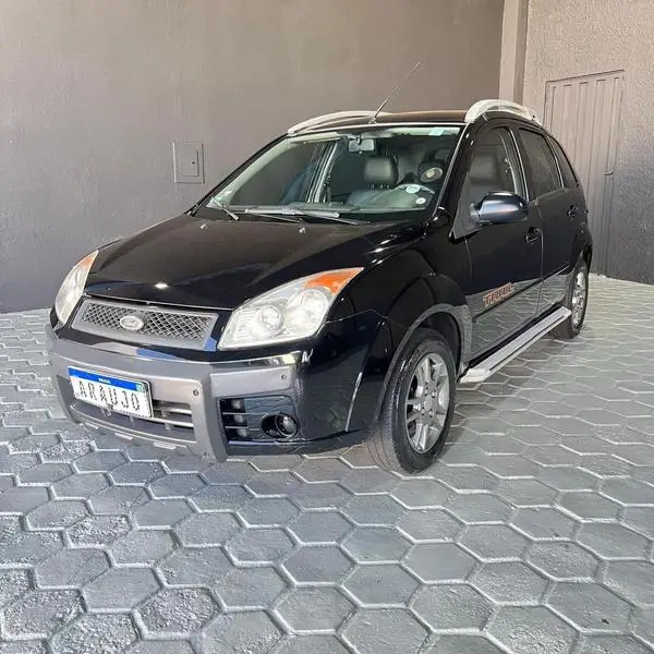 Carro Ford Fiesta Hatch 2010 Trail 1.6 (Flex)
