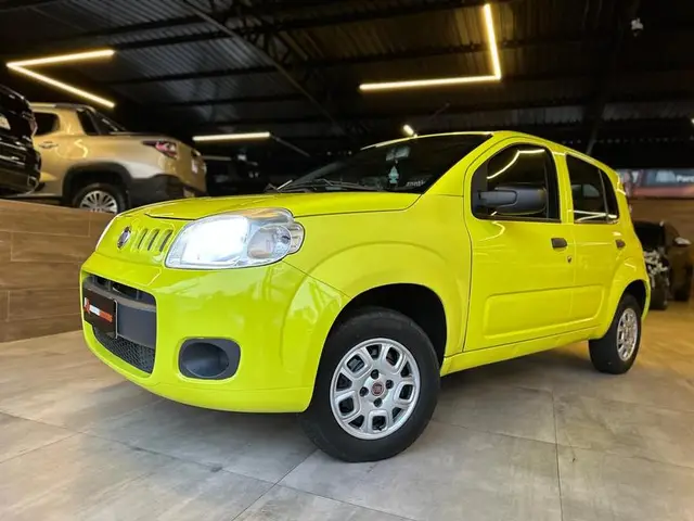 Carro Fiat Uno 2013 Vivace 1.0 8V (Flex) 4p