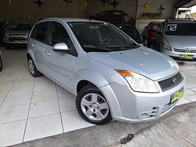 Carro Ford Fiesta Hatch 2010 1.0 (Flex)