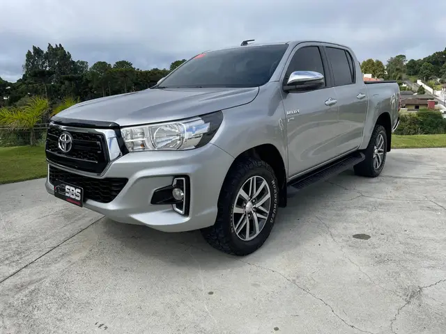 Carro Toyota Hilux Cabine Dupla 2019 Hilux 2.7 SRV CD 4x4 (Flex) (Aut)
