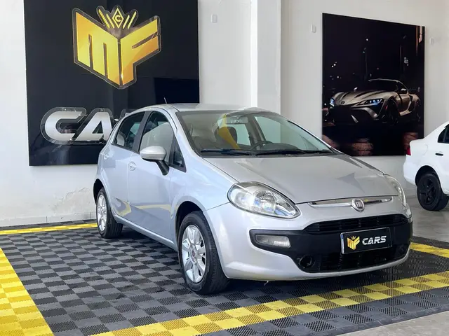 Carro Fiat Punto 2013 Attractive 1.4 (Flex)