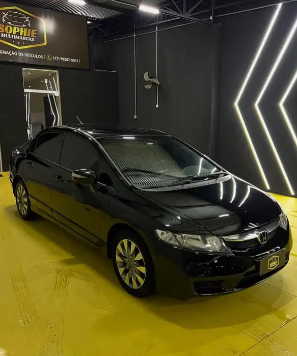 Carro Honda Civic 2010 New  LXL 1.8 16V (Couro) (Flex)
