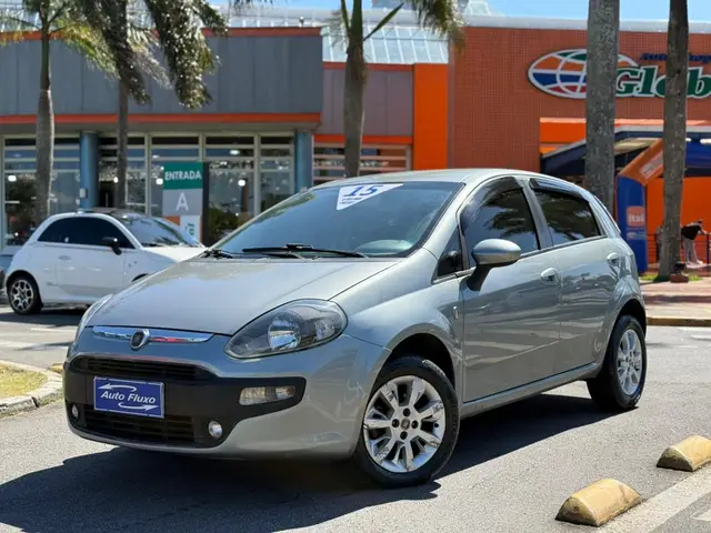 Carro Fiat Punto 2015 Attractive 1.4 (Flex)