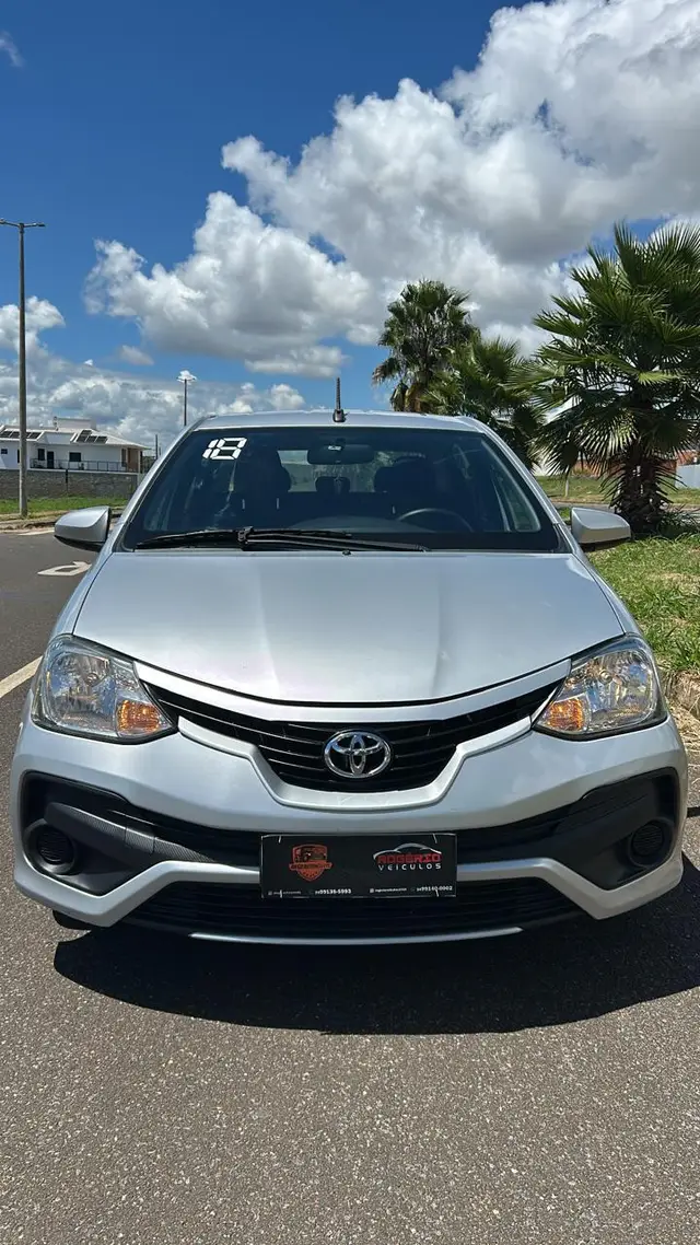 Carro Toyota Etios Sedan 2018 X 1.5 (Flex)