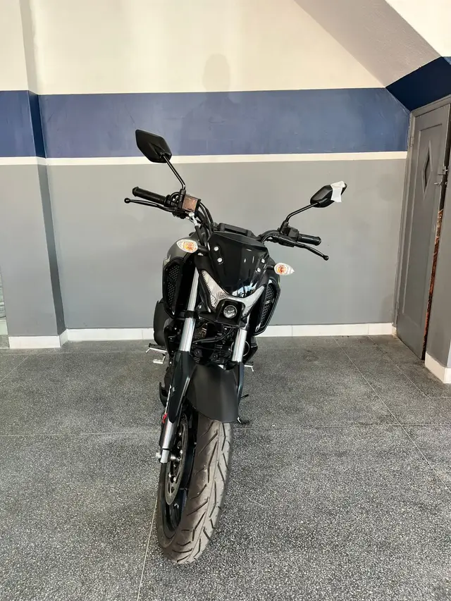 Moto Yamaha Fazer FZ15 2025 Connected