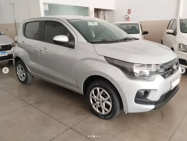 Carro Fiat Mobi 2018 Like 1.0