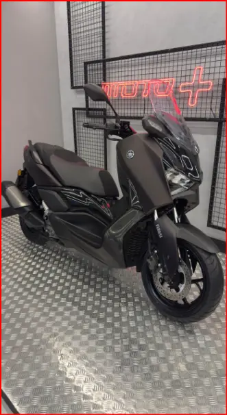 Moto Yamaha XMax 2026 300 Connected