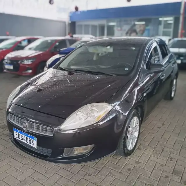 Carro Fiat Bravo 2012 Essence 1.8 16V Dualogic (Flex)