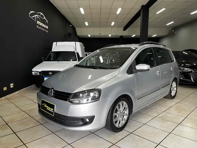 Carro Volkswagen SpaceFox 2013 1.6 8V Trend I-Motion (Flex)