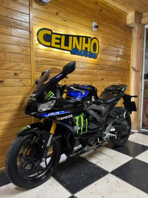 Moto Yamaha YZF R3 2021 (ABS)