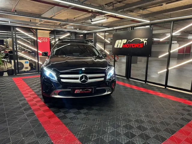Carro Mercedes-Benz GLA 200 2017 GLA 200 1.6 Enduro