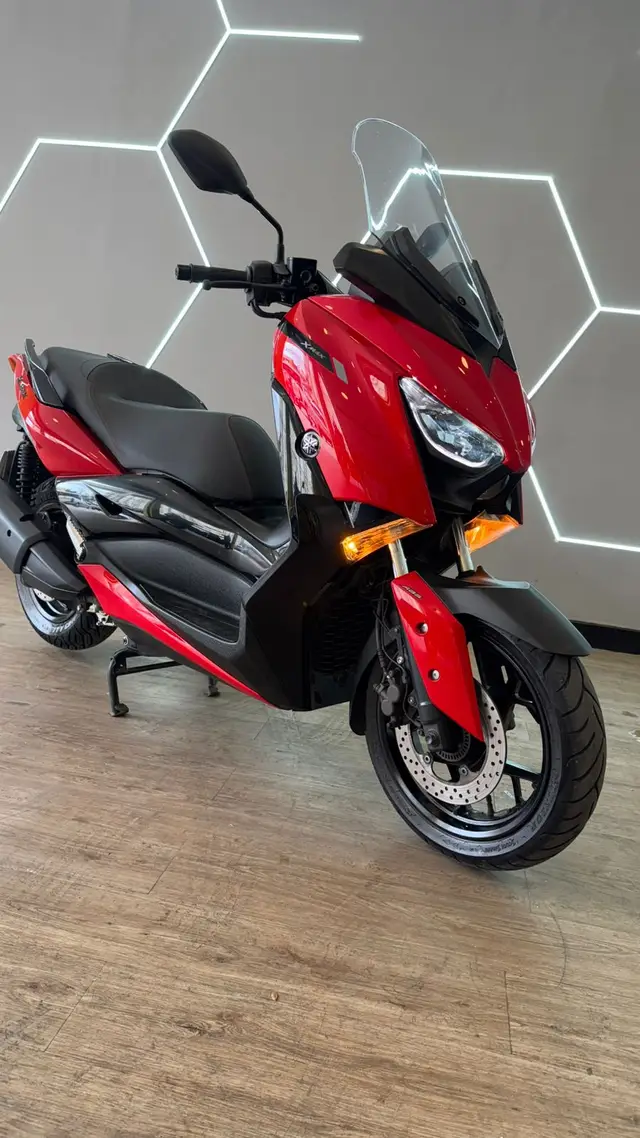Moto Yamaha XMax 2024 ABS