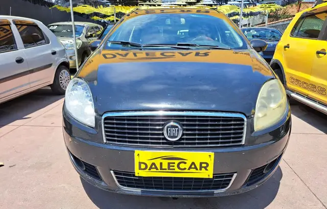 Carro Fiat Linea 2011 Absolute 1.8 16V Dualogic (Flex)