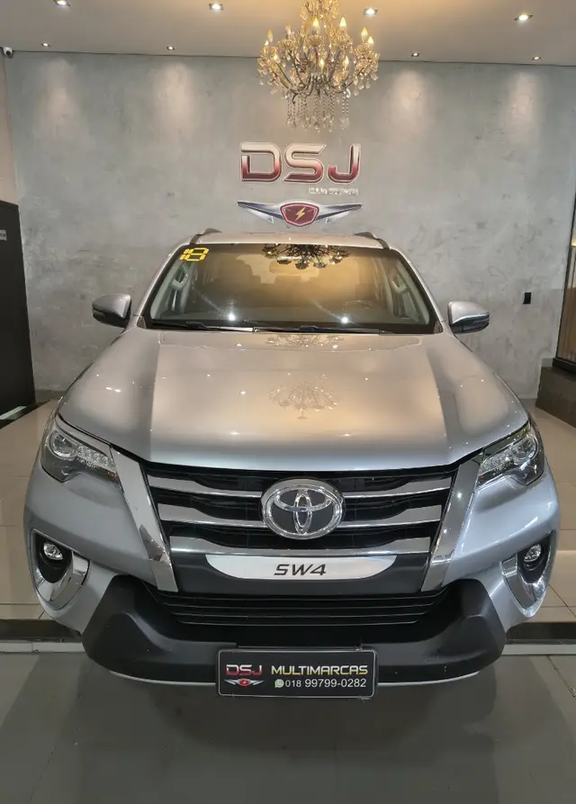 Carro Toyota SW4 2018 2.8 TDI SRX 5L 4x4 (Aut)