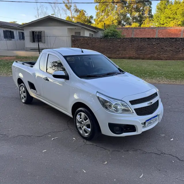 Carro Chevrolet Montana 2015 Sport 1.4 (Flex)