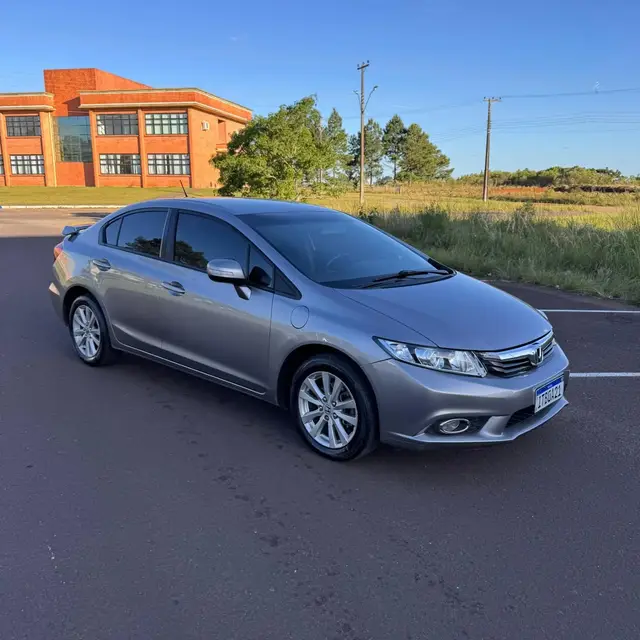 Carro Honda Civic 2012 New  LXL 1.8 16V i-VTEC (Flex)