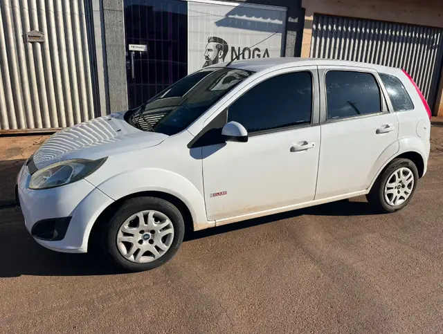 Carro Ford Fiesta Hatch 2014 S Rocam 1.0 (Flex)