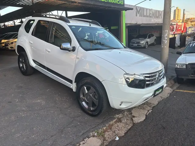 Carro Renault Duster 2014 1.6 16V Dynamique (Flex)