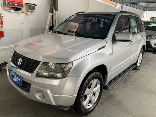 Carro Suzuki Grand Vitara 2011 4x4 2.0 16V