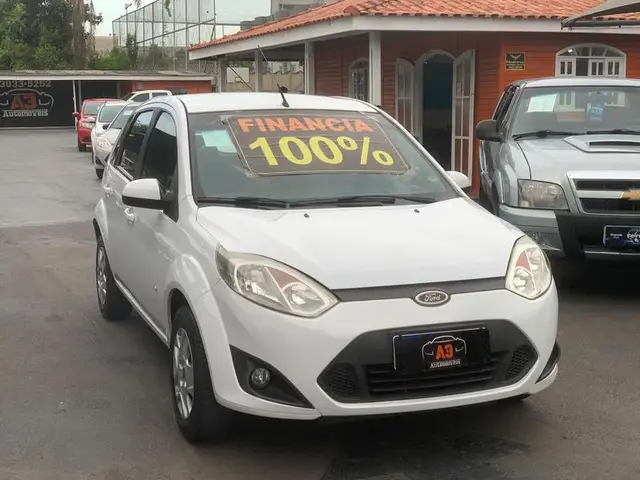 Carro Ford Fiesta Hatch 2014 SE Rocam 1.6 (Flex)