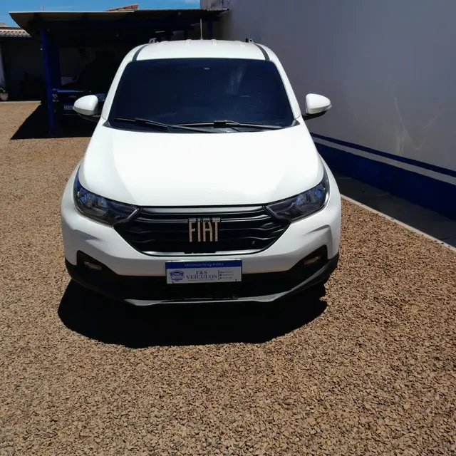 Carro Fiat Strada 2023 Freedom 1.3 CD (Flex)