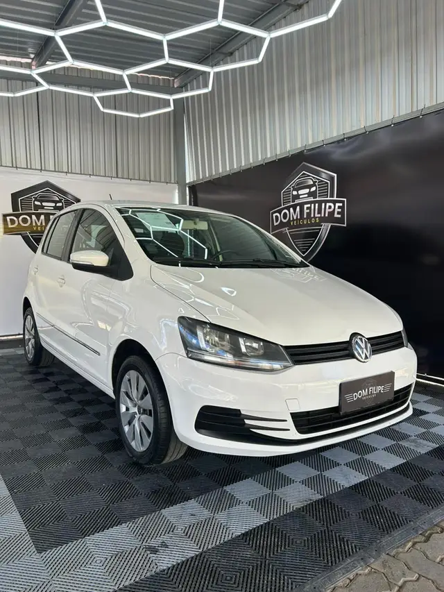 Carro Volkswagen Fox 2016 1.6 MSI Trendline (Flex)