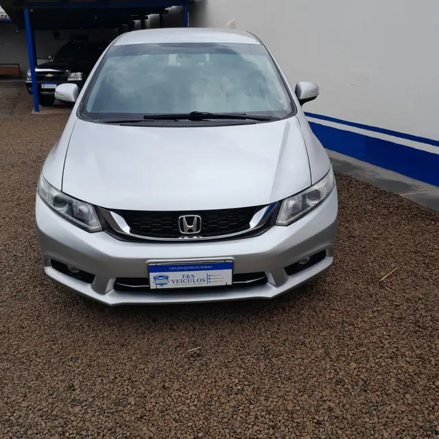 Carro Honda Civic 2016 LXR 2.0 i-VTEC (Aut) (Flex)