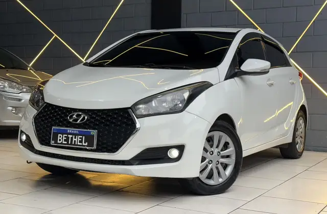 Carro Hyundai HB20 2017 1.6 Comfort Plus (Flex)
