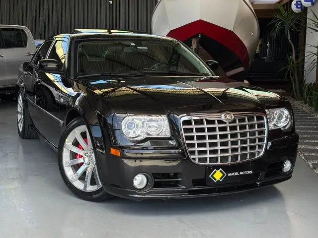 Carro Chrysler 300C 2007 SRT8 6.1 V8