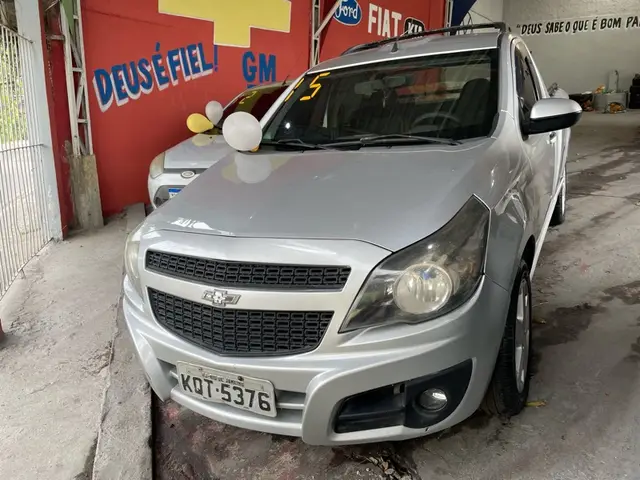 Carro Chevrolet Montana 2015 Sport 1.4 (Flex)