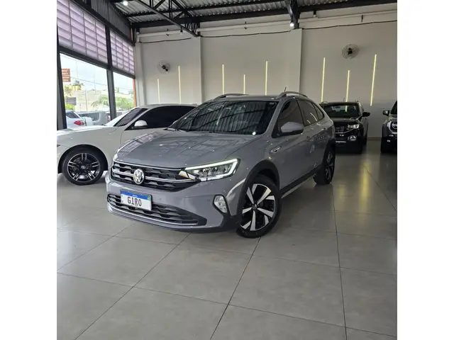 Carro Volkswagen Nivus 2023 Highline 200 TSI