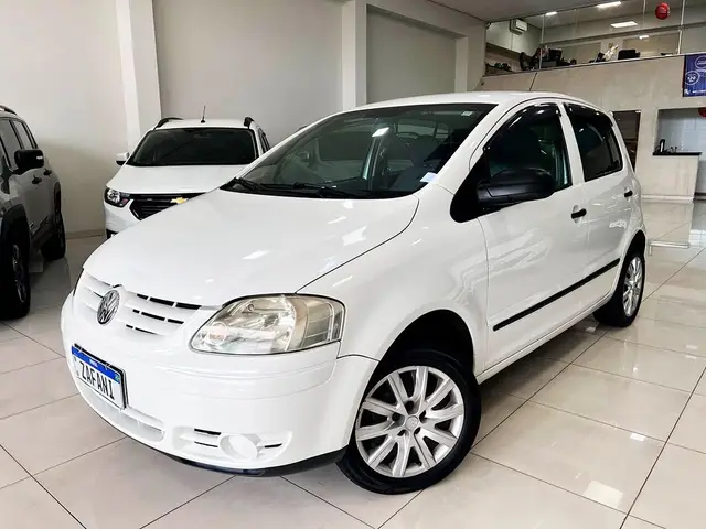 Carro Volkswagen Fox 2006 Plus 1.6 8V (Flex)