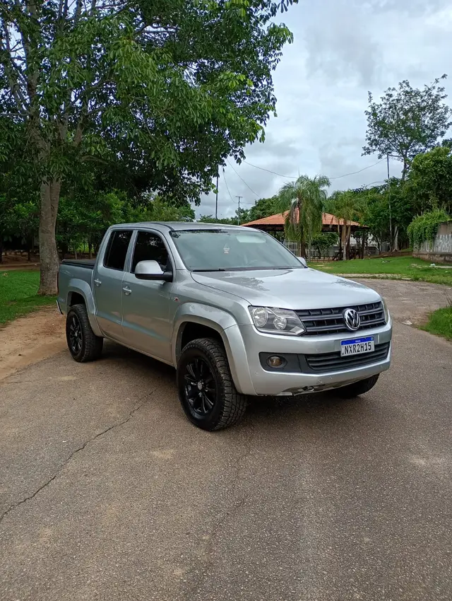 Carro Volkswagen Amarok 2015 2.0 CD 4x4 TDi Trendline