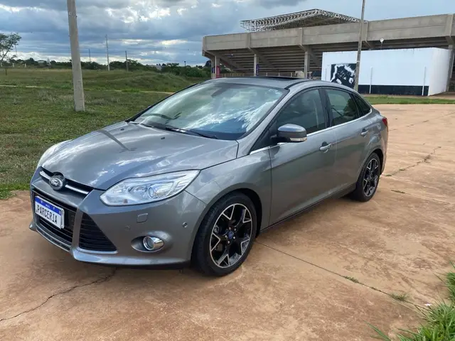 Carro Ford Focus Sedan 2014 Titanium 2.0 16V PowerShift