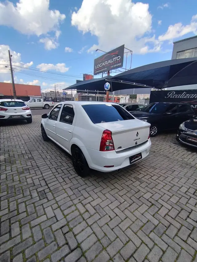 Carro Renault Logan 2013 Expression 1.0 16V (flex)