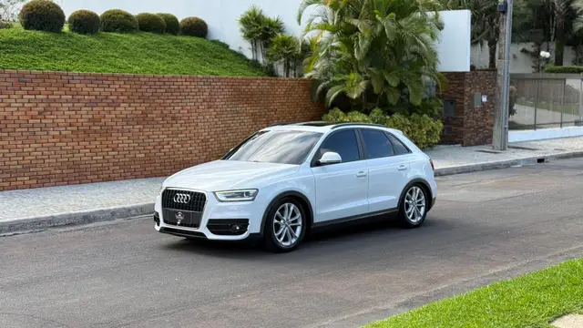 Carro Audi Q3 2014 2.0 TFSI Attraction S Tronic Quattro