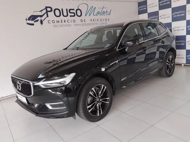 Carro Volvo XC60 2020 2.0 T5 Momentum AWD